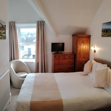 Dunsford Guest House-3