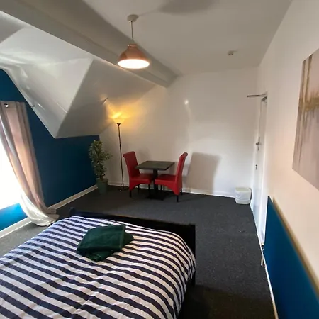 Bnb Strictly Over 25 Only-3