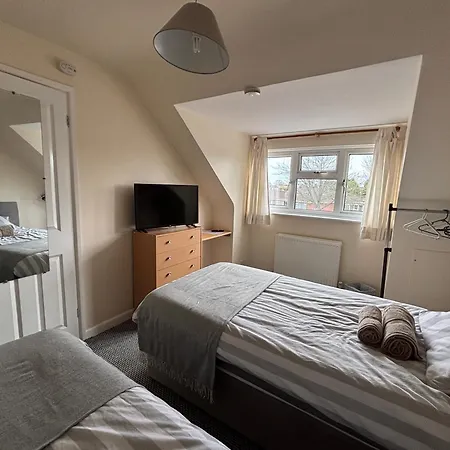 Holbury B&B-3