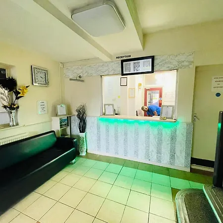 Star Hotel, South Leicester-2
