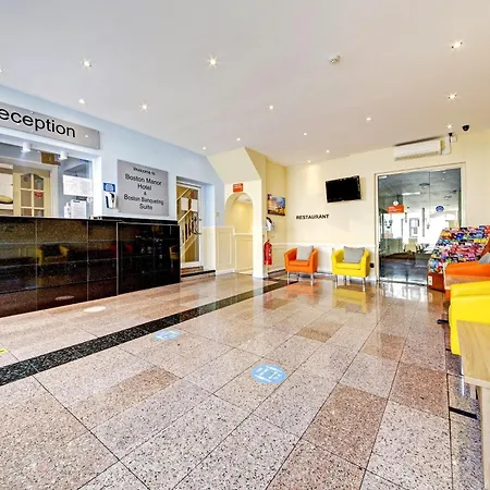 Oyo Bostons Manor Hotel, Hanwell London-3