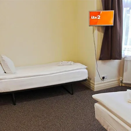Central Hotel Golders Green-2