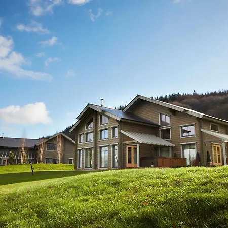 Hunter Lodges By Celtic Manor-2