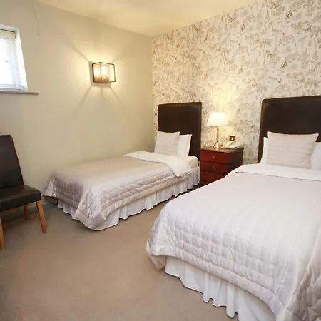Crown Hotel-2