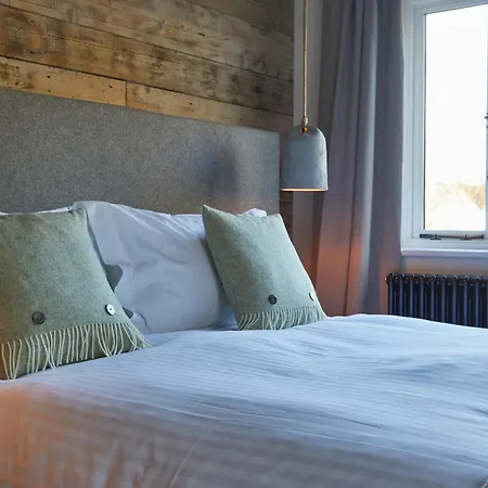 Wild Thyme & Honey - Cirencester-Cotswolds-2
