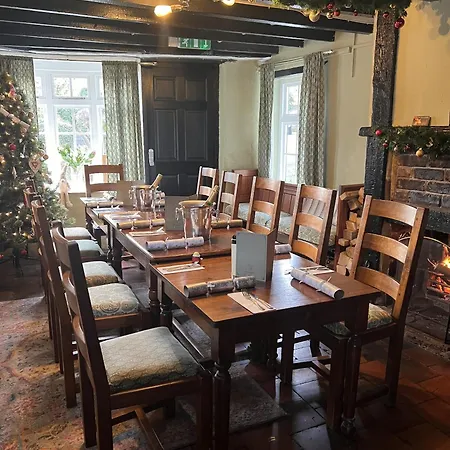 The Golden Ball Inn 1728-2