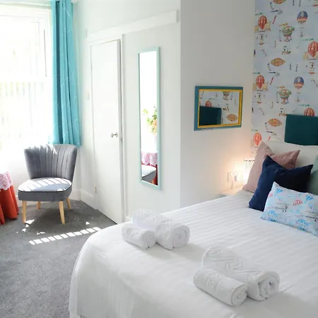 St Edmunds Guest House-3
