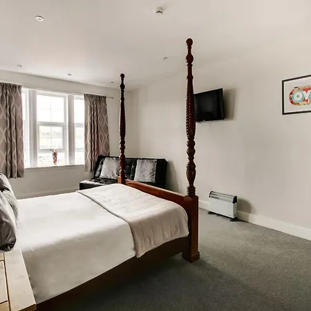 Oyo Gin House Hotel-2