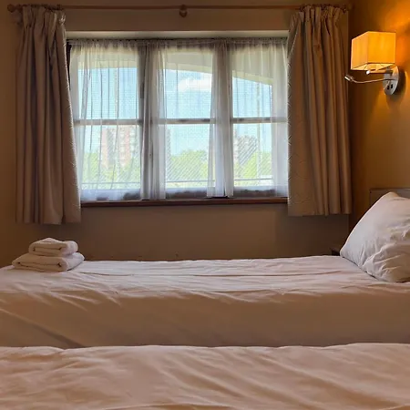 Tollgate Hotel & Leisure-3