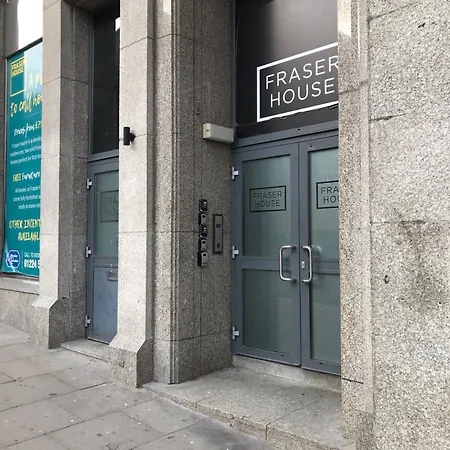 Two Bedrooms Well Equipped Flat-No Party-3