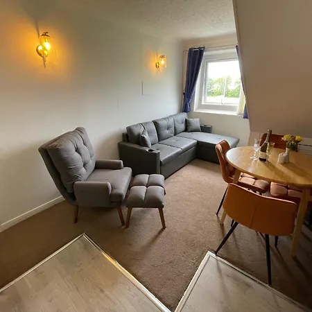 The Ashleigh-3