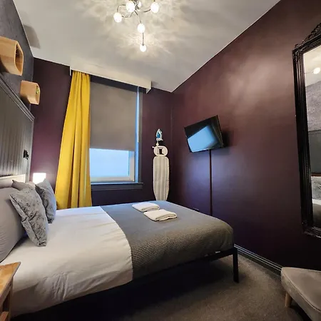 Frederick Douglass - Rooms In The City-3