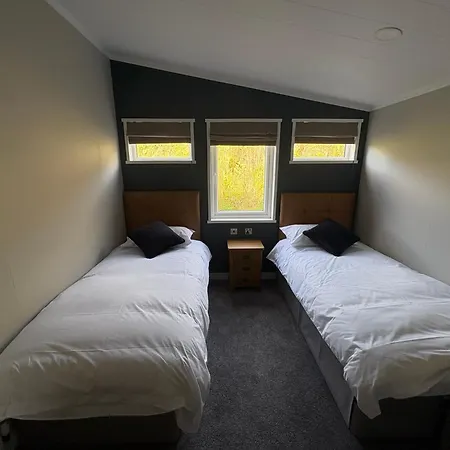 Sauchope Links Holiday Lodge And Glamping Park-2
