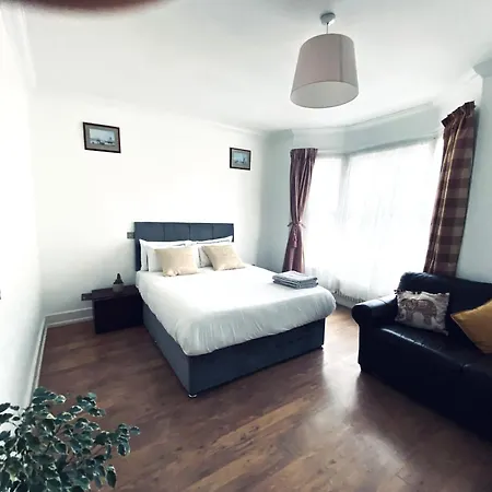 Luxury Guest House-2