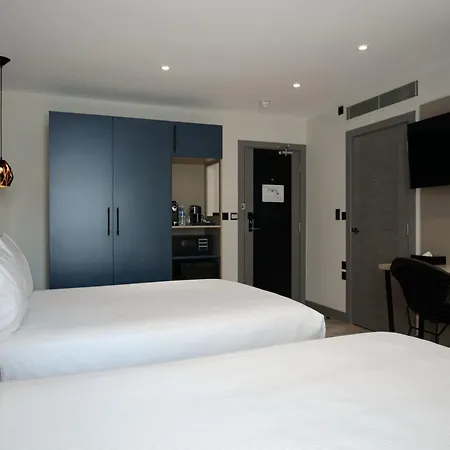 Spark By Hilton Luton-2