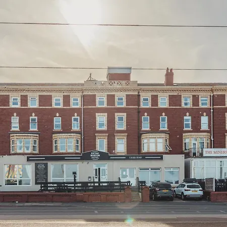 The Royal Boston Hotel By Compass Hospitality-3