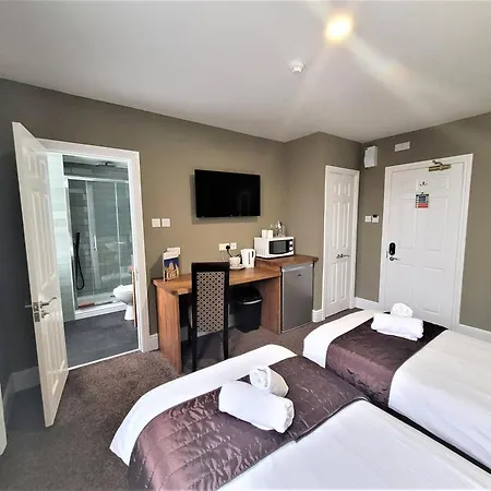 New County Hotel & Serviced Apartments By Roomsbooked-3