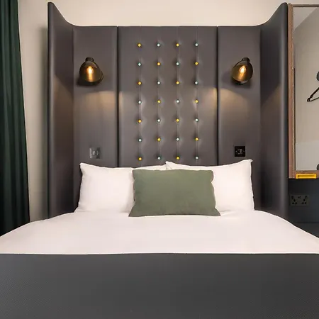 Point A Hotel London Waterloo-2