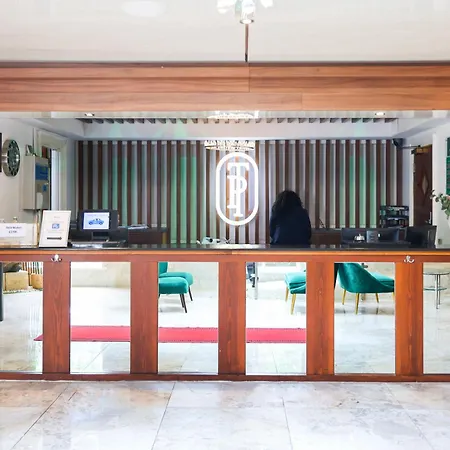 Tong Park Hotel-3