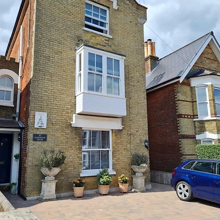 Endeavour House-2