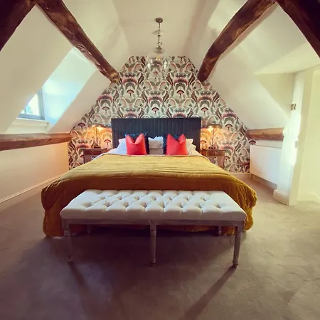 Halford House - Adults Only Guest House-3