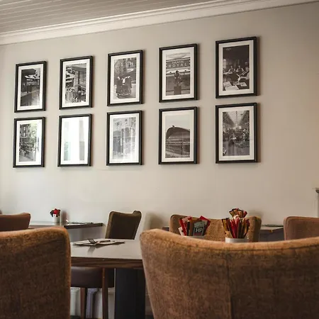 The Westbridge Hotel Stratford-3