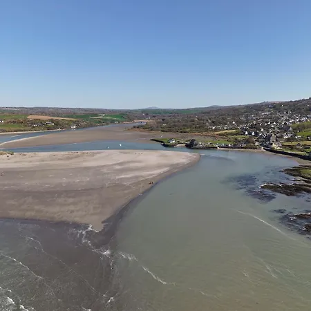 Llety Teifi Guest House-3