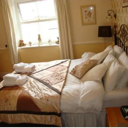 No. 9 Guest House-2