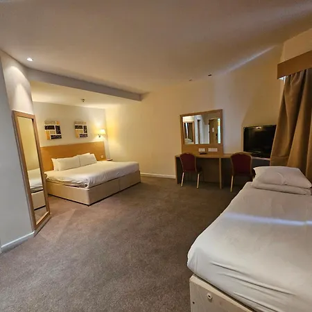 Oyo The Luton Hotel-3