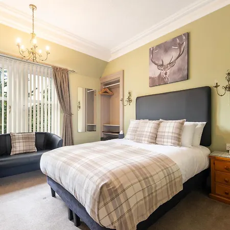 Eildon Guest House-3