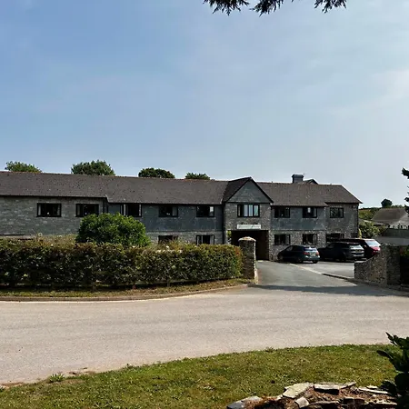 Smithaleigh Farm Rooms And Apartments-2