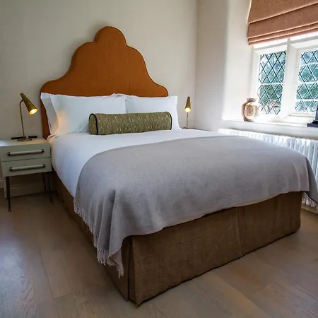 The Falcon Hotel-2