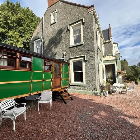 Moffat Independent Hostel-2