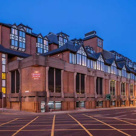 Crowne Plaza Chester By Ihg-3