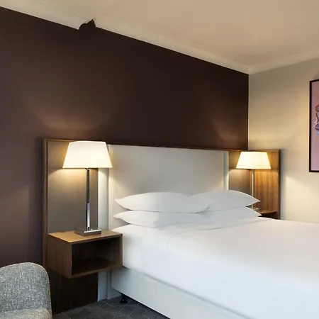 Delta Hotels By Marriott Bristol City Centre-3