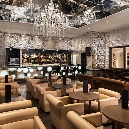 Radisson Blu Hotel, London Heathrow-2