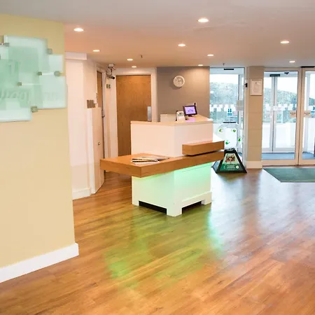 Holiday Inn Slough Windsor By Ihg-3