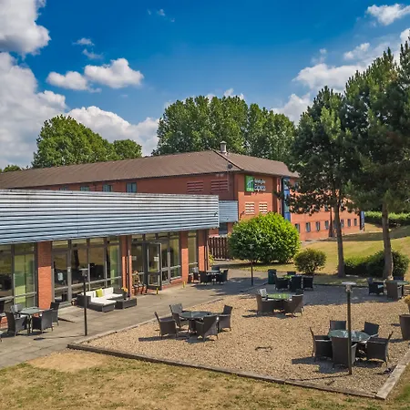Holiday Inn Express Preston South By Ihg-2