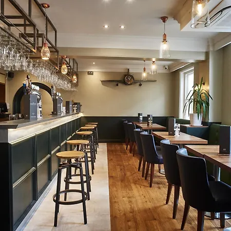 The Chequers Hotel-3