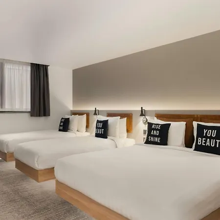 Moxy Belfast City-3