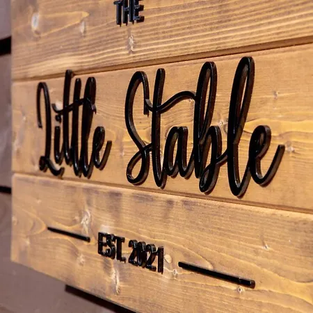 The Little Stable-3