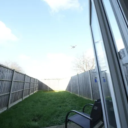 Hatton Apartments: Airport-Adjacent with Free Parking and Underground Access-2