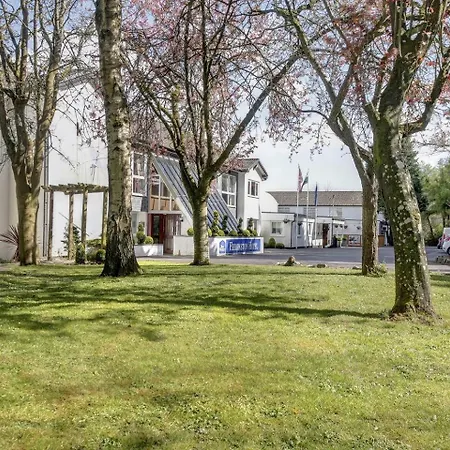 Best Western Premier Heronston Hotel & Spa-3