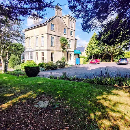 Wentworth House - Free Parking-3