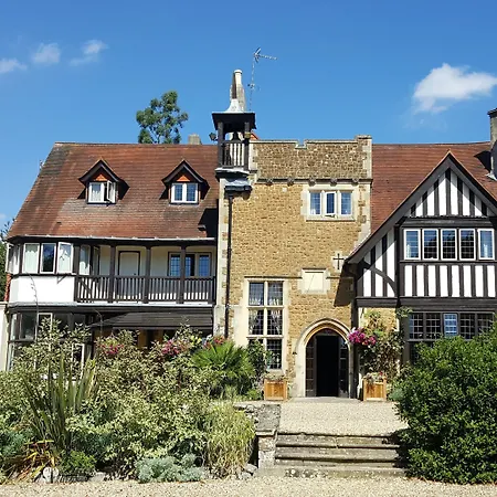 Farnham House Hotel-3