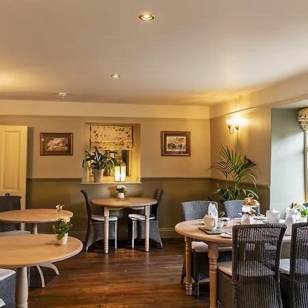 Mortons Manor-3