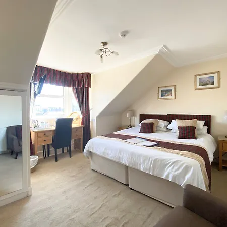 Daviot House-3