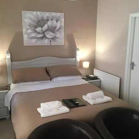 Silverlands Guest House-3