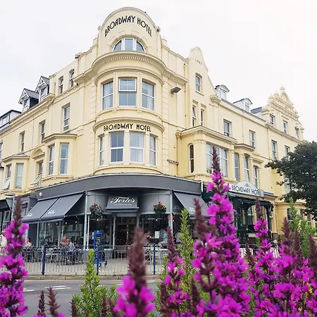 The Broadway Hotel-3