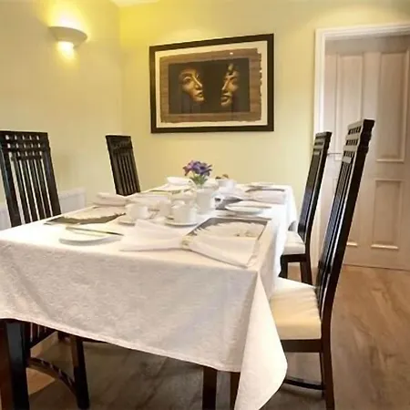 Blossom House Bed & Breakfast-2